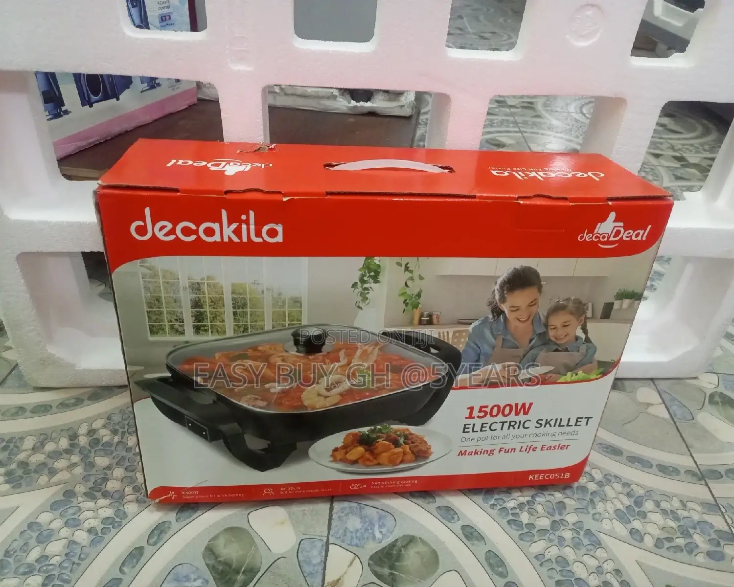 Electric Skillet Decakila Fast Food Maker .