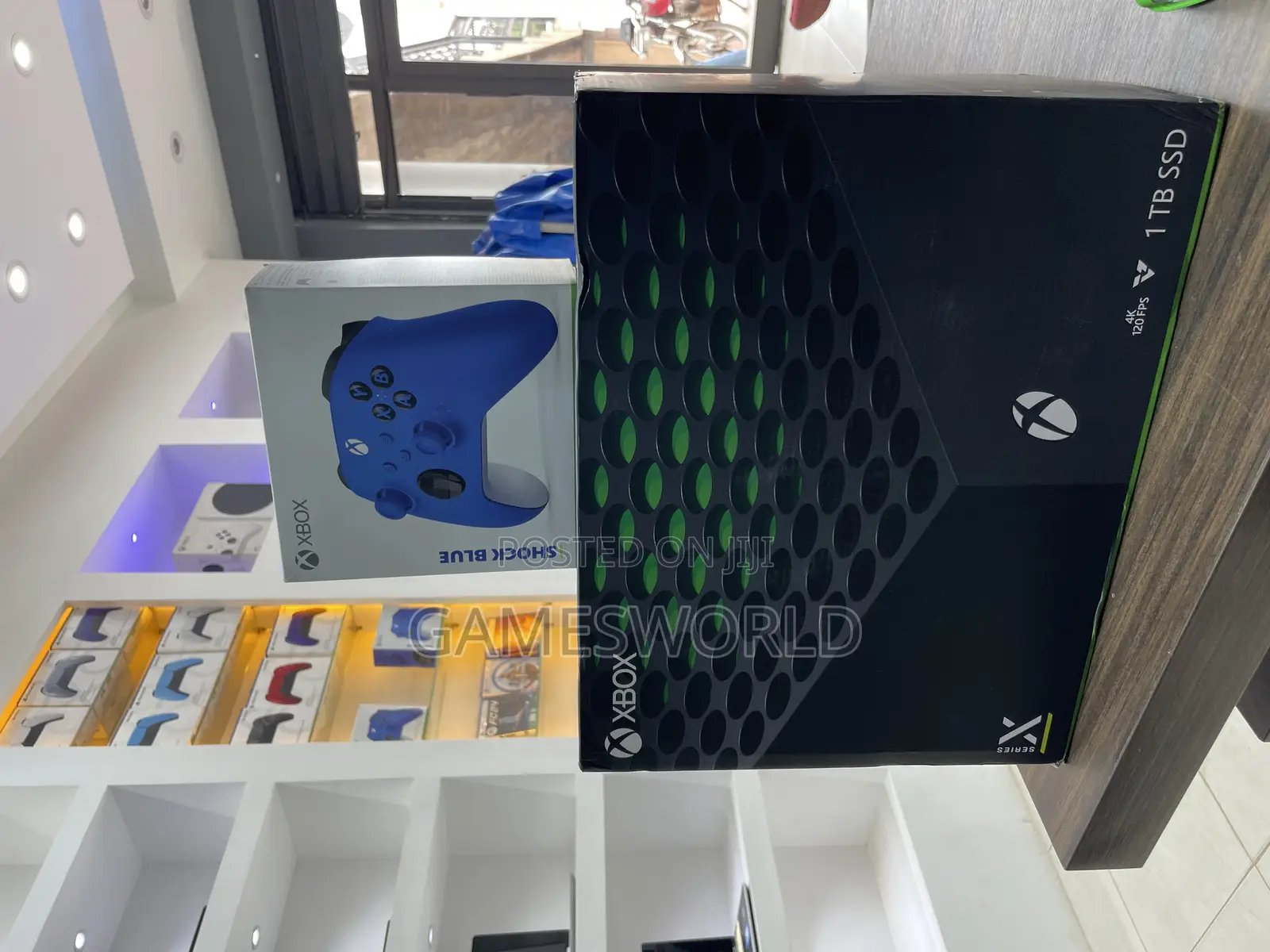Xbox Series X | 1tb SSD | HDR Gaming | Brand New