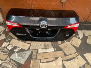 2014 2016 2017 2018 Toyota Corolla Trunk Lid Booth Camera
