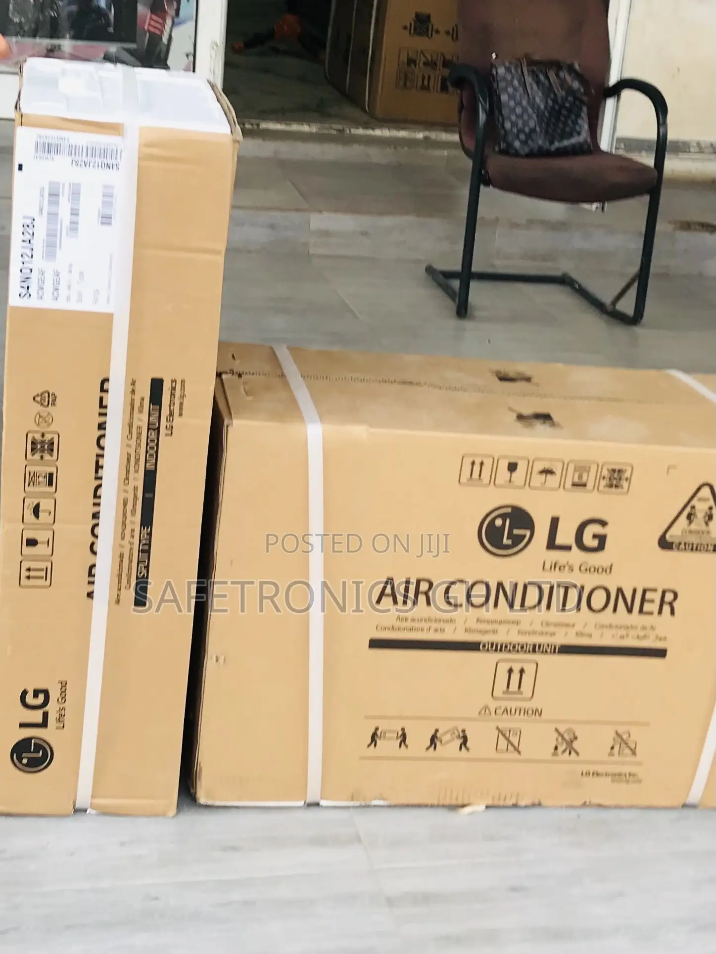 R410 Energy Saving 1.5hp White LG Dual Inverter 