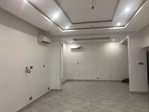 5bdrm Duplex in Ma Developments, CFC Estates for sale