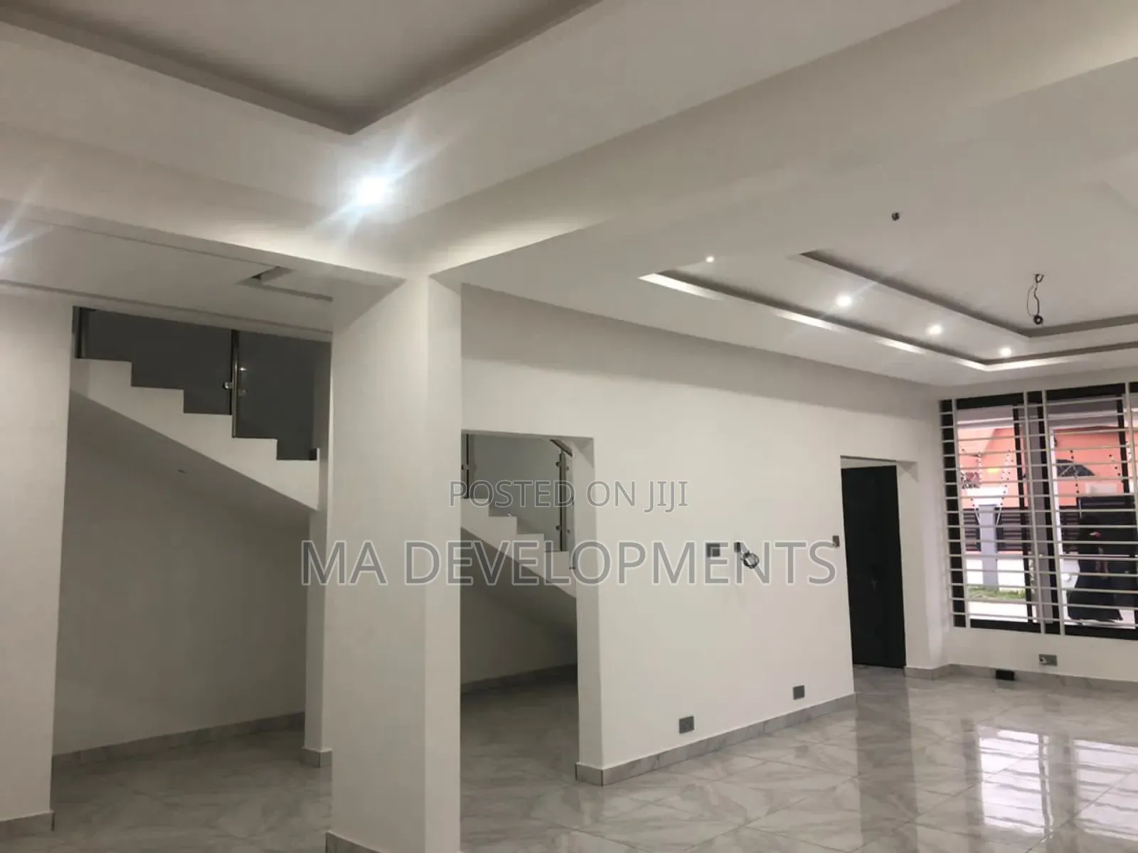 5bdrm Duplex in Ma Developments, CFC Estates for sale