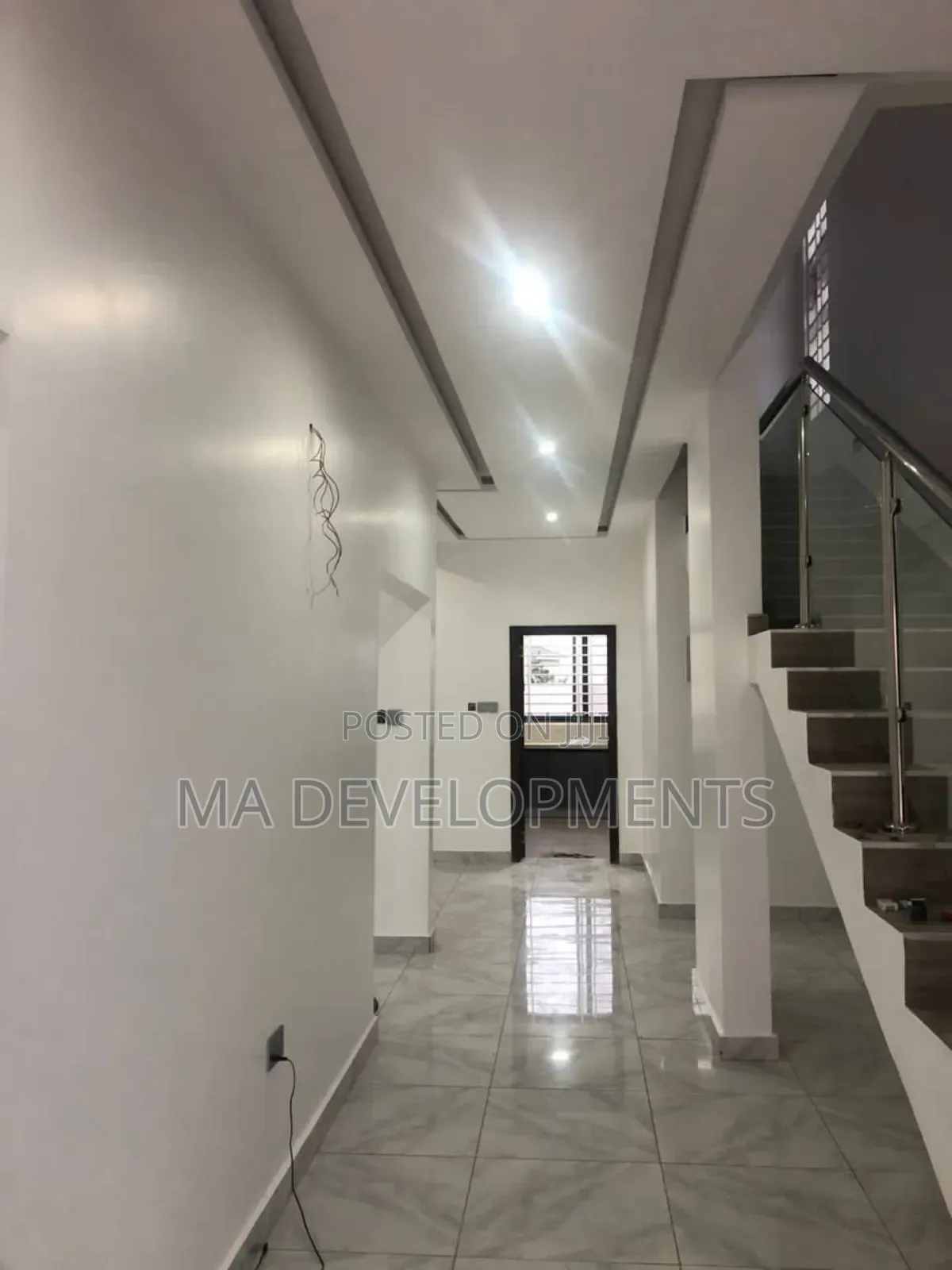 5bdrm Duplex in Ma Developments, CFC Estates for sale