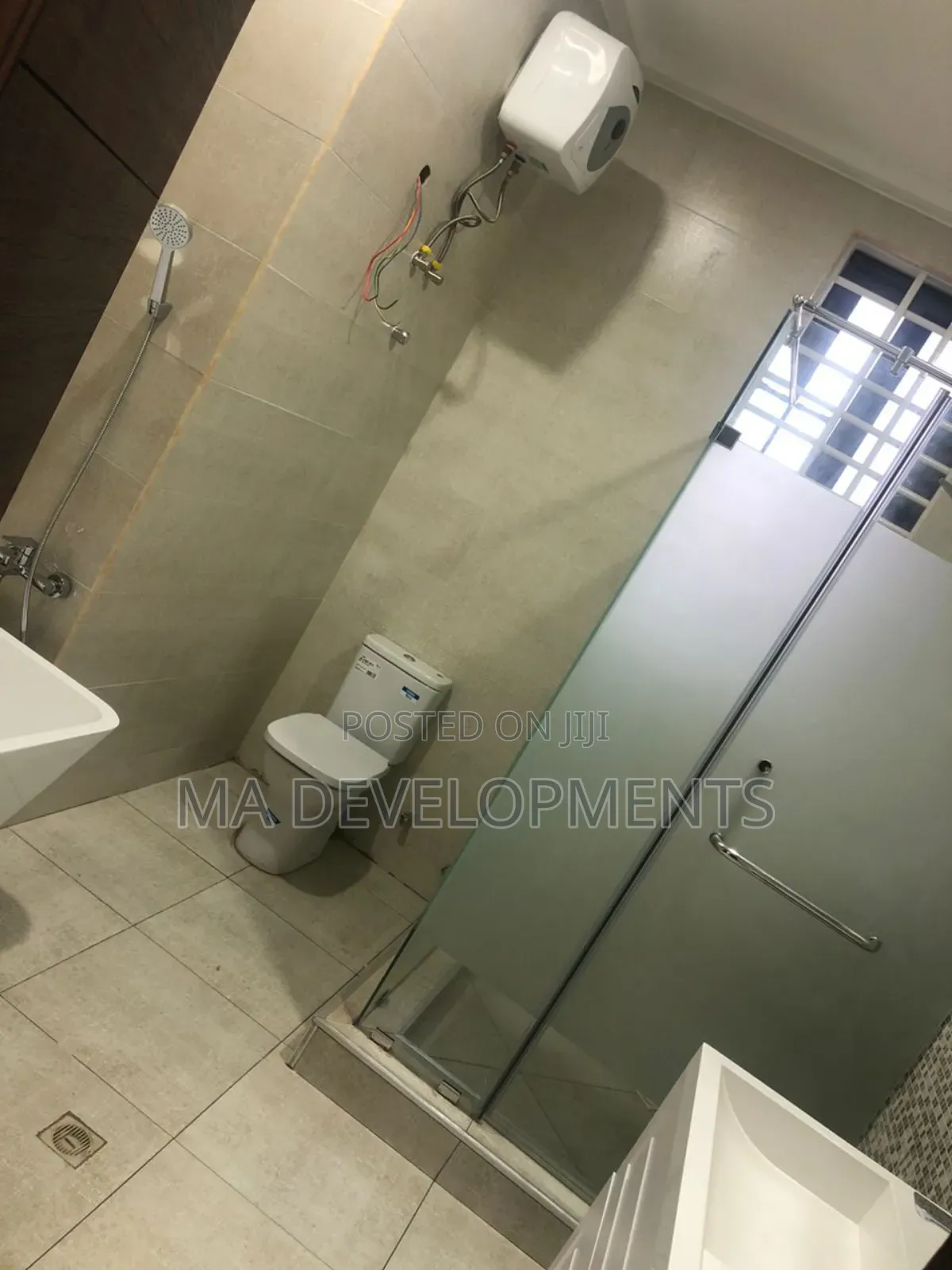 5bdrm Duplex in Ma Developments, CFC Estates for sale