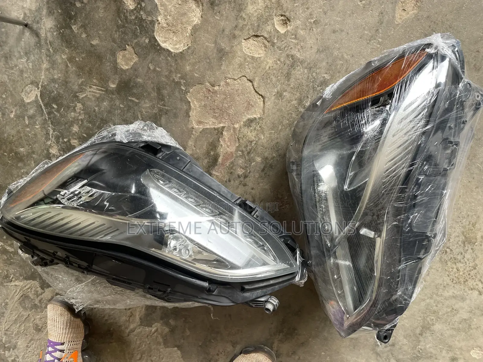 Mercedes Benz E300 2014 Headlights