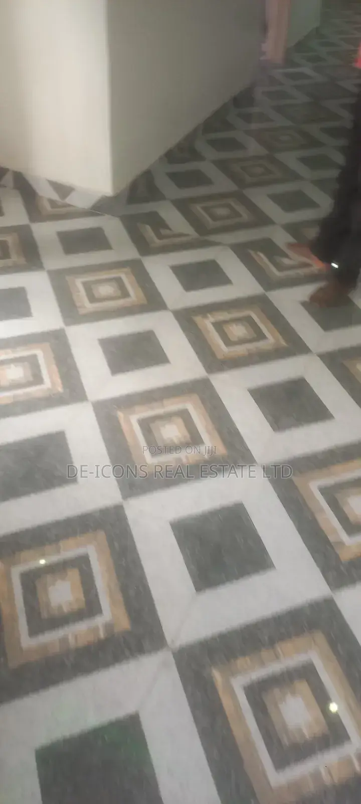 3bdrm Mansion in De-Icons Real Estate, Awutu Senya East Municipal