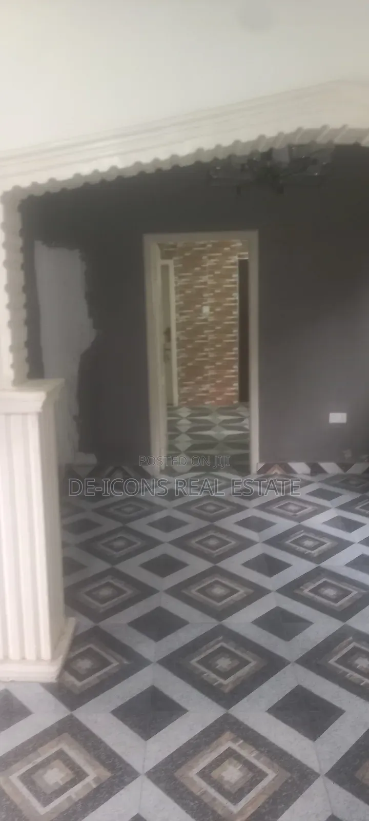 3bdrm Mansion in De-Icons Real Estate, Awutu Senya East Municipal