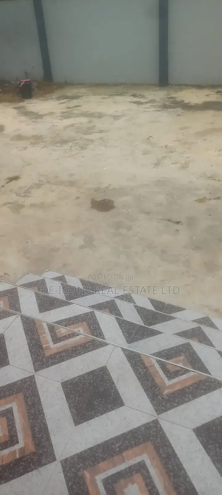 3bdrm Mansion in De-Icons Real Estate, Awutu Senya East Municipal