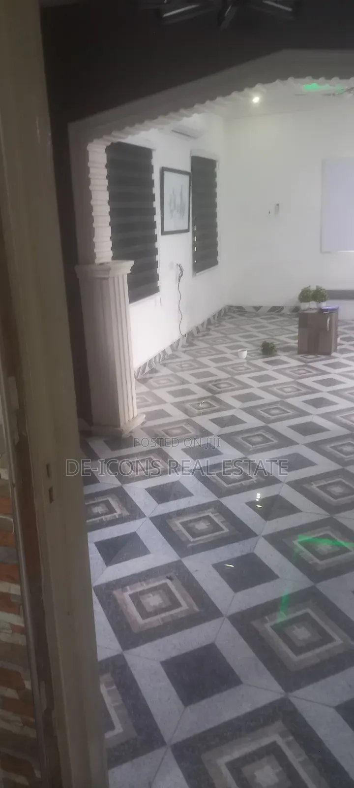 3bdrm Mansion in De-Icons Real Estate, Awutu Senya East Municipal