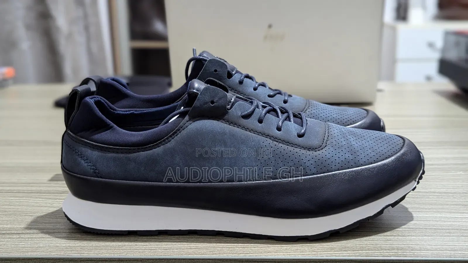 Perseus Blue Tennis Sneakers