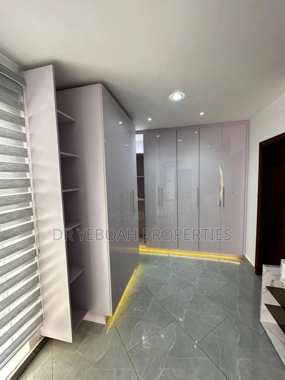 Furnished 5bdrm Penthouse in Spintex:-Fully for rent