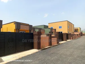 4bdrm Mansion in Spintex:- 4 Bedrooms for sale