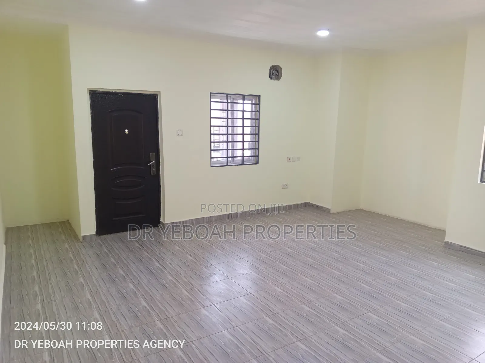 4bdrm Mansion in Spintex:- 4 Bedrooms for sale