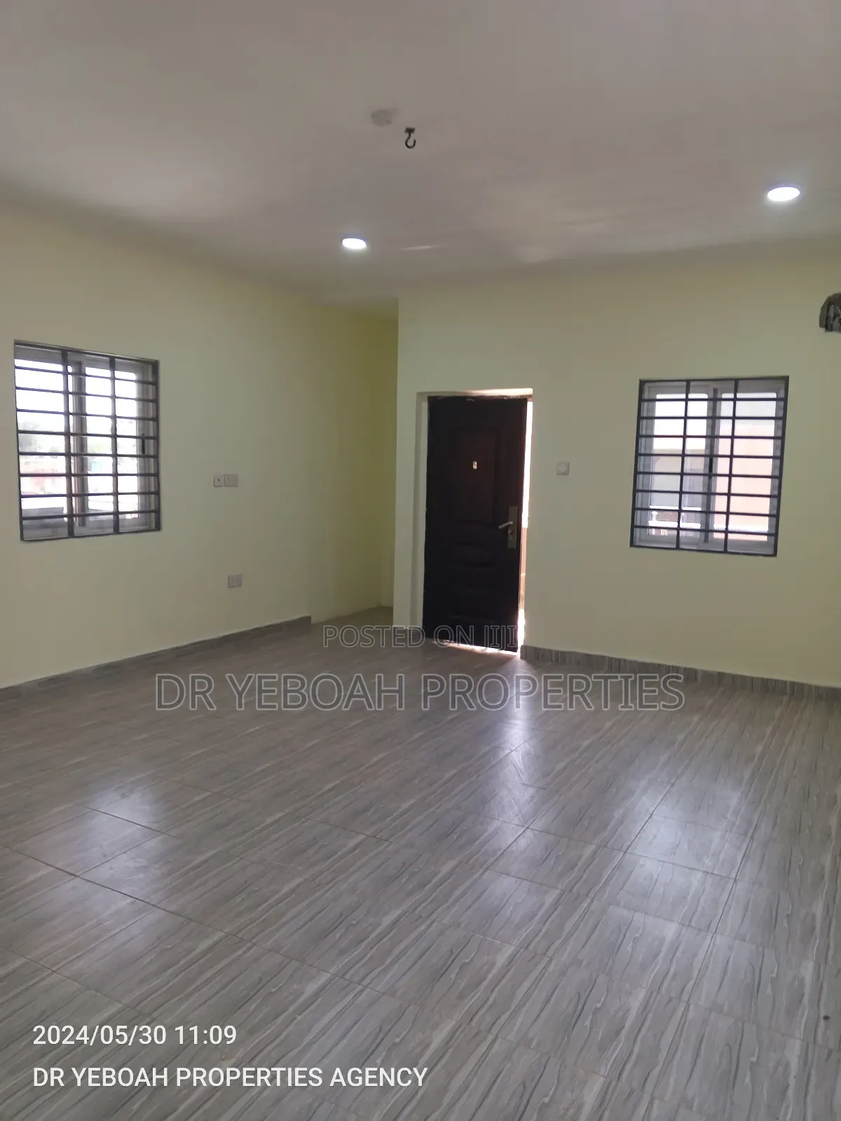 4bdrm Mansion in Spintex:- 4 Bedrooms for sale