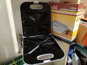 Sandwich Maker (Saachi)