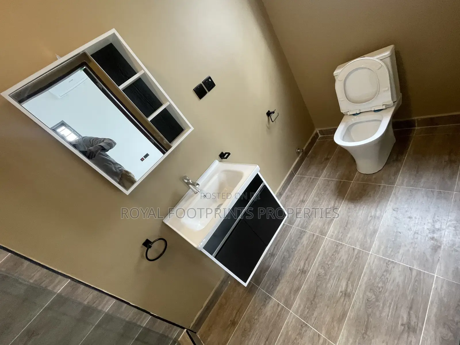 4bdrm House in Royal Footprints, Oyarifa for sale
