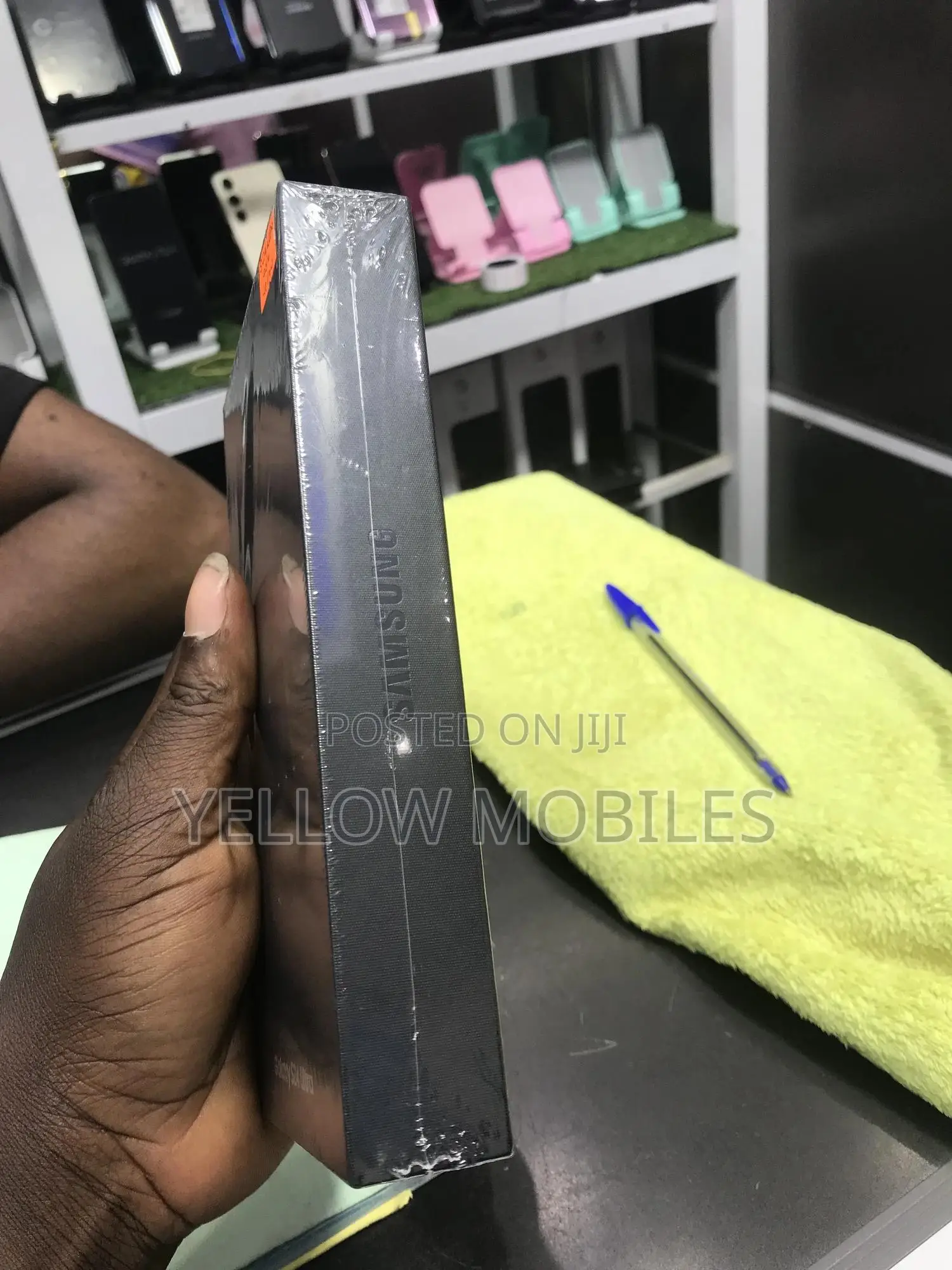 New Samsung Galaxy S24 Ultra 256 GB Yellow