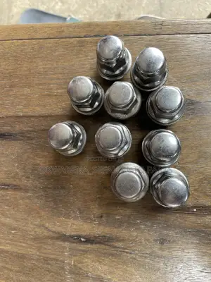 Original Car Wheel Nuts Available for All Cars in All Sizes