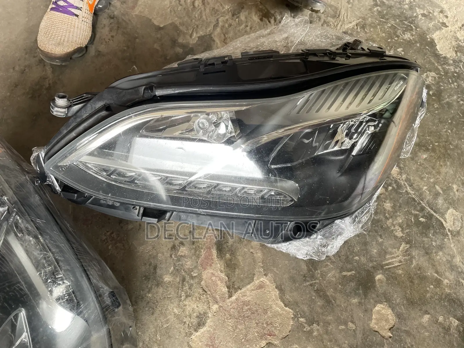 Mercedes Benz E350 2014 Headlight