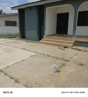 2bdrm Mansion in 2 Bedroom Self, Tema Metropolitan for rent