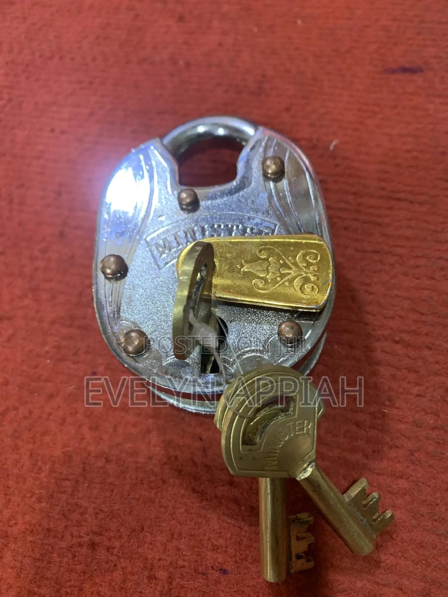 Minister Padlock 90mm