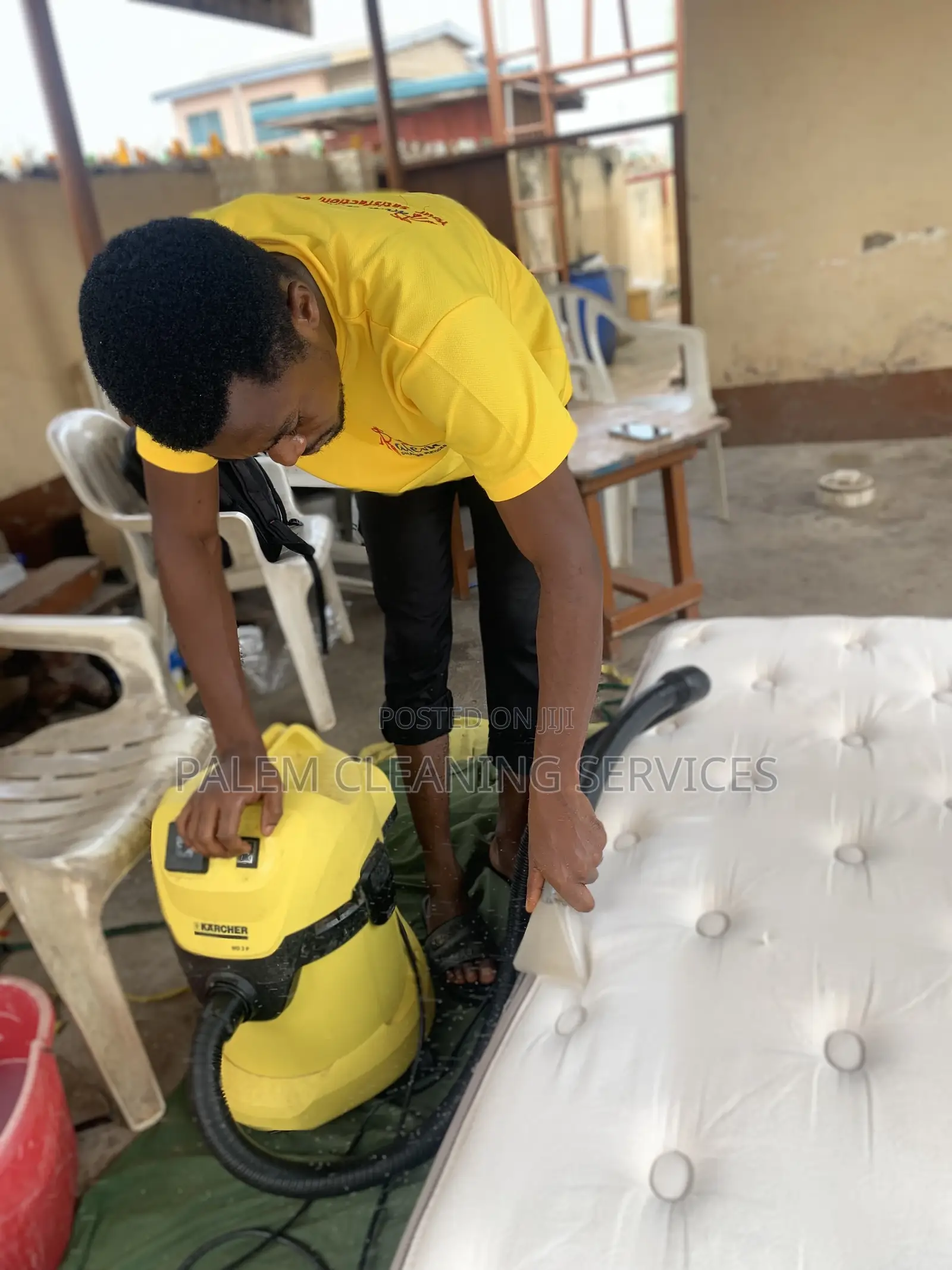 Upholsteryer