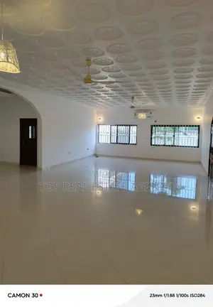 4bdrm House in Kfc, East Legon for rent