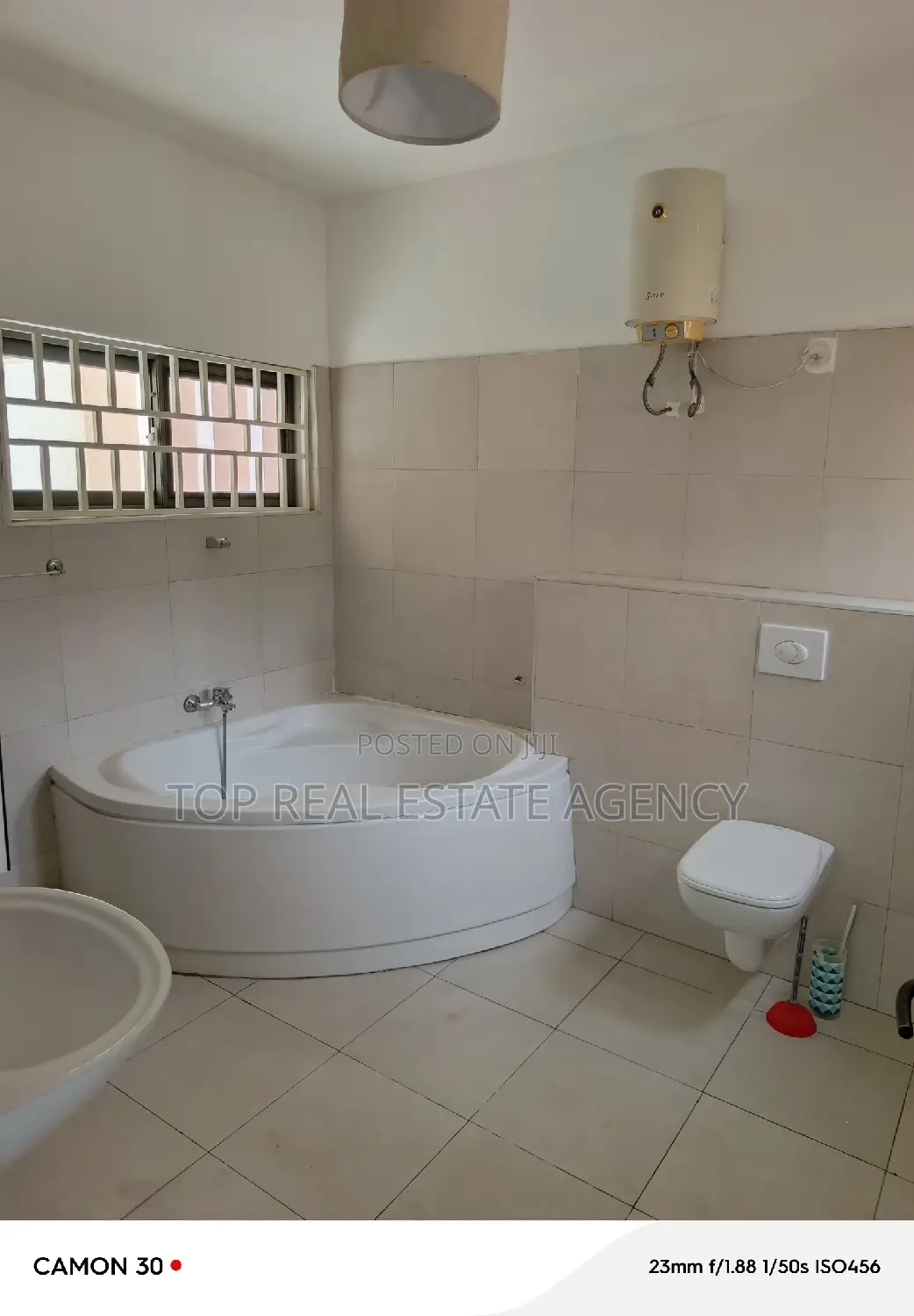4bdrm House in Kfc, East Legon for rent