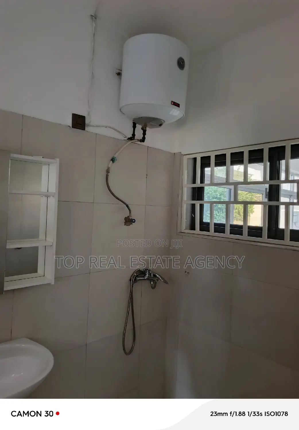 4bdrm House in Kfc, East Legon for rent