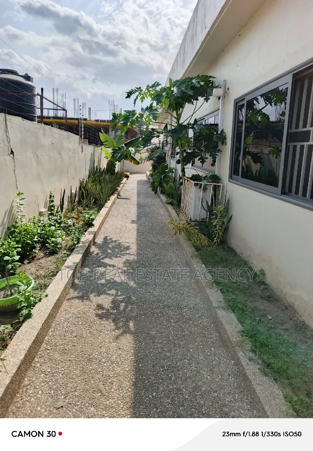 4bdrm House in Kfc, East Legon for rent