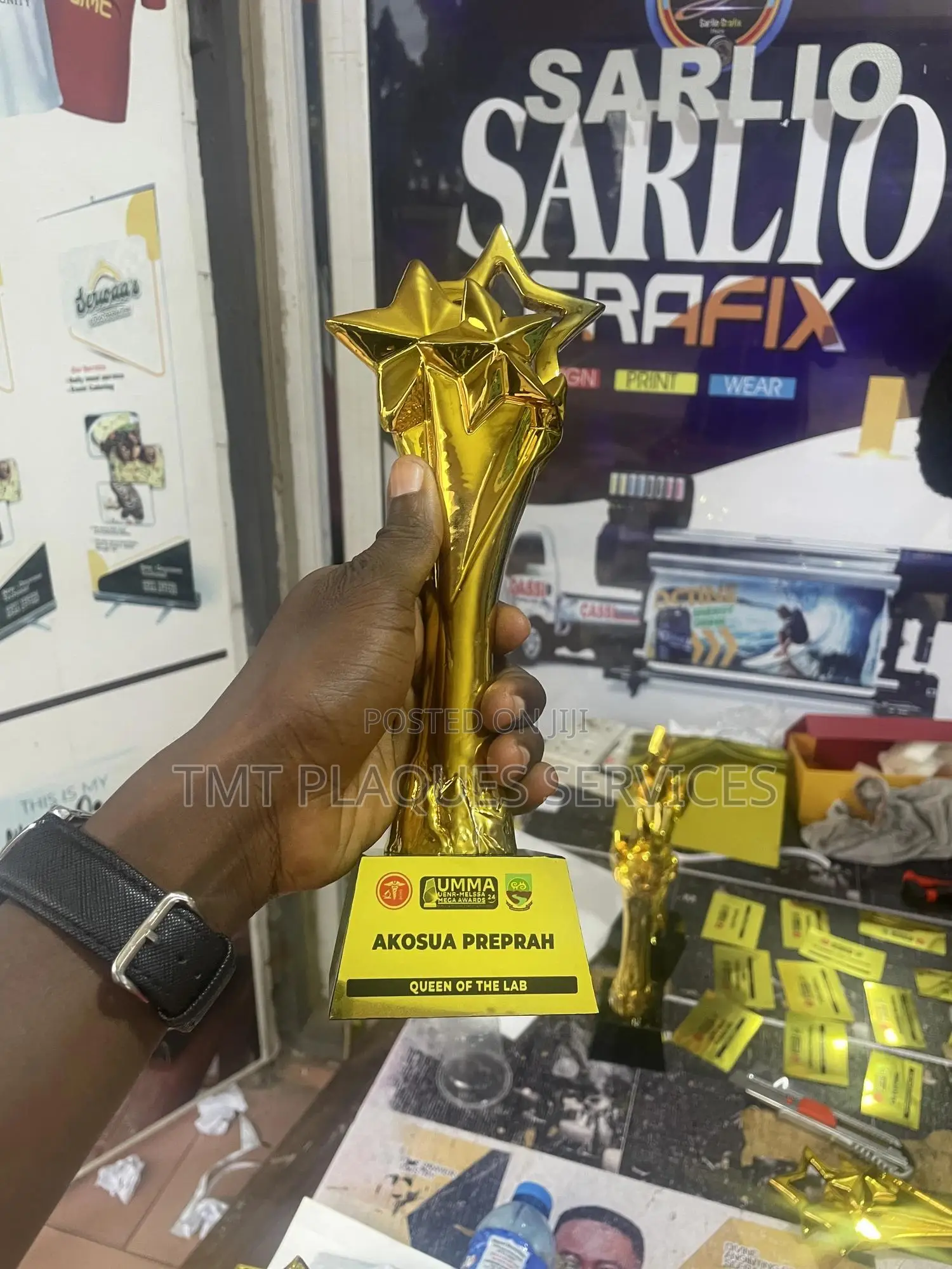 Gold Crystal Plaque Available for Your Awards and Events