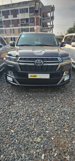 Toyota Land Cruiser 4.0 V6 GX-R 2014 Black