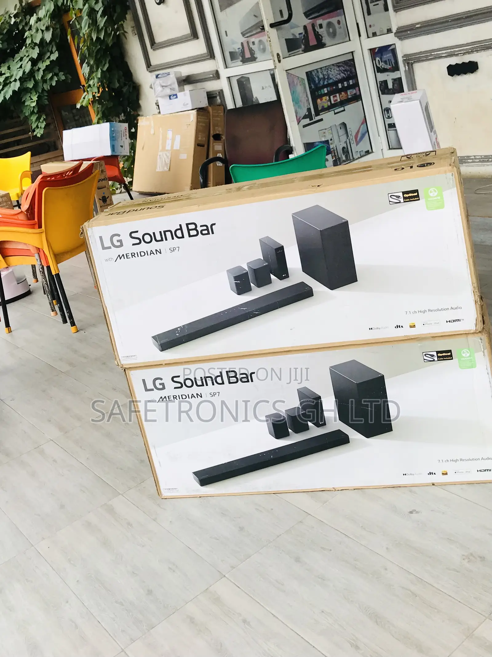 Essential SP7R Bluetooth Black Soundbar Wireless LG
