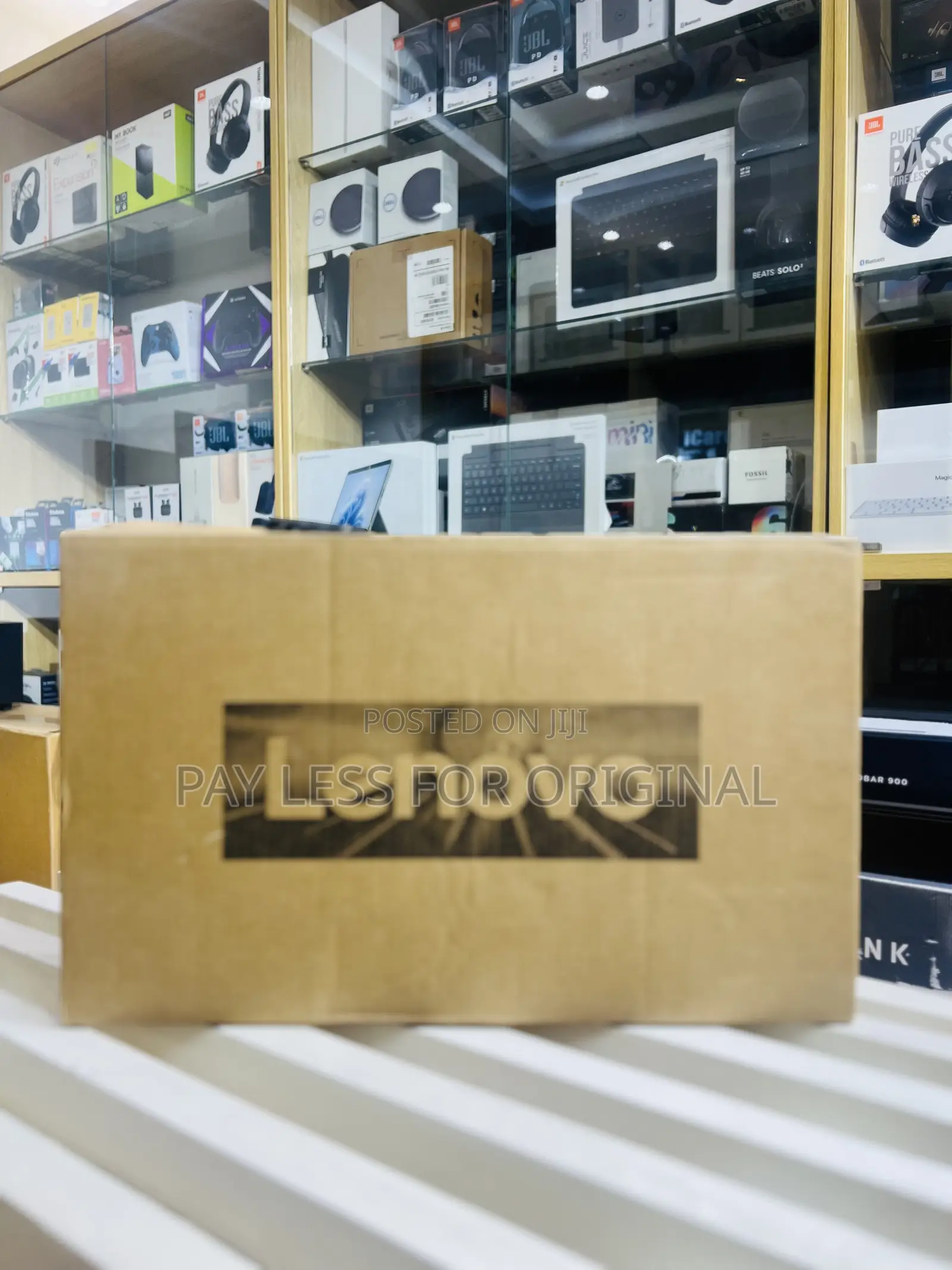 New Laptop Lenovo IdeaPad 1 4GB AMD SSD 128GB