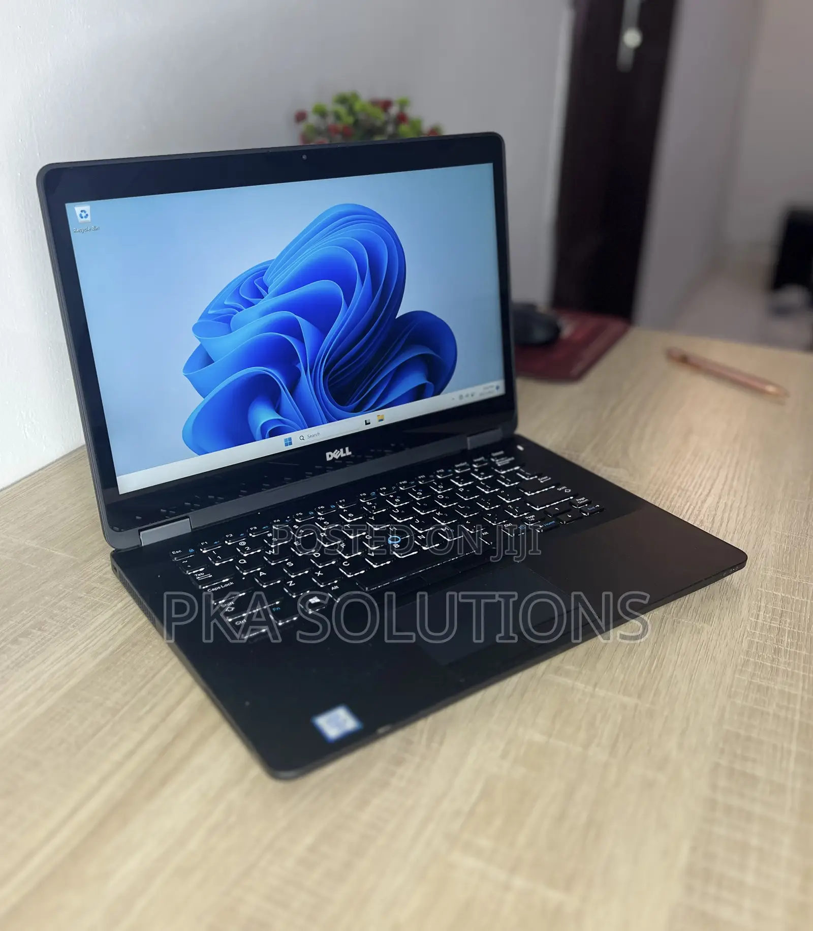 Laptop Dell Latitude E7470 12GB Intel Core I5 SSD 256GB