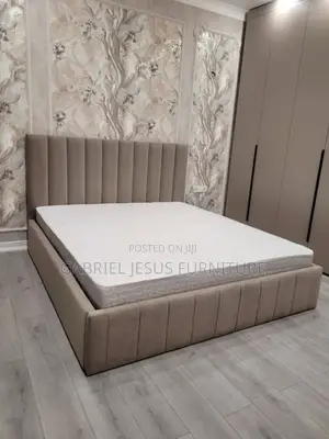 Queen Size Bed With Mattress