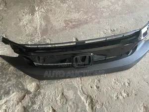 Photo - Honda Civic 2018 Front Grille