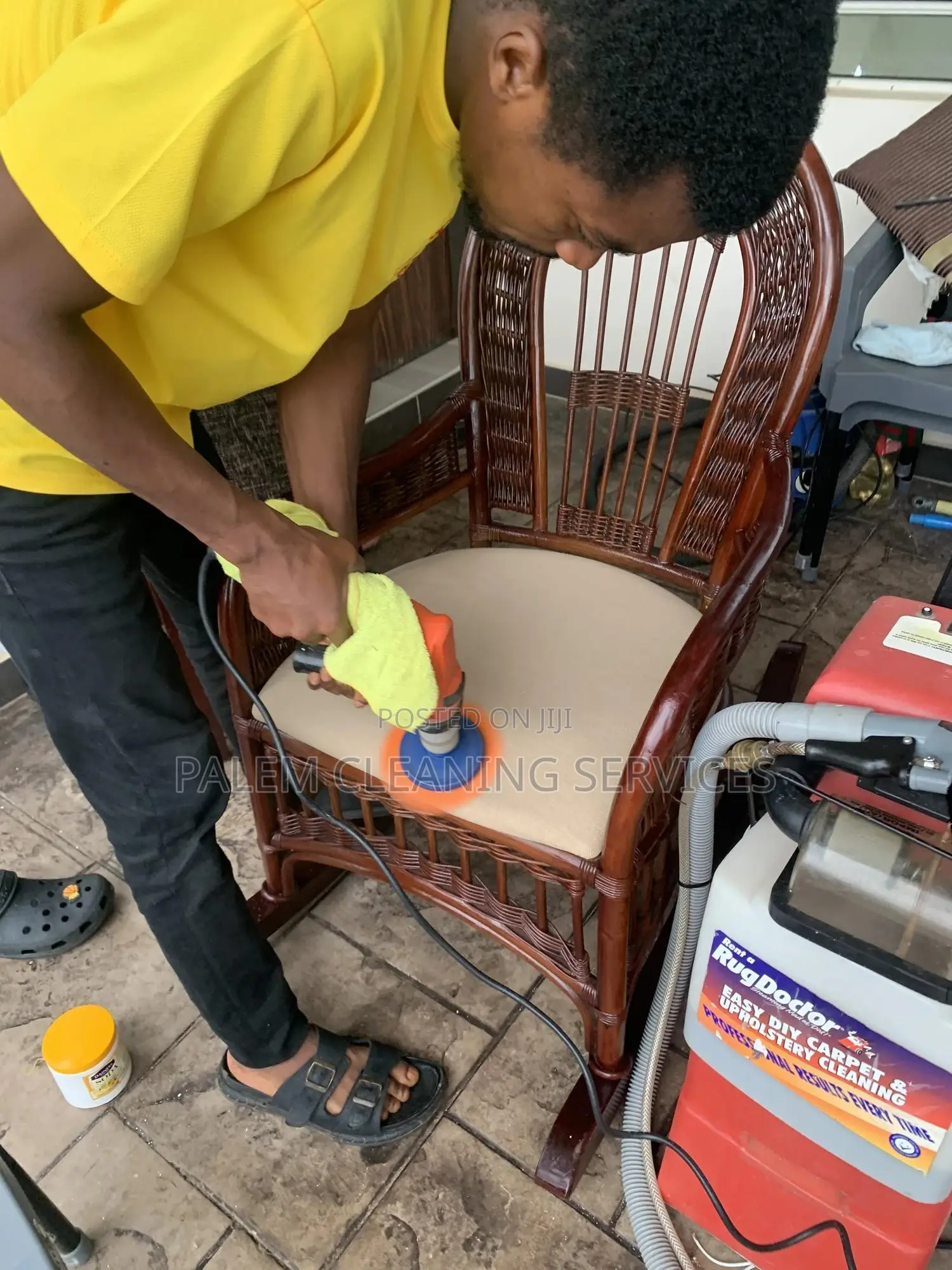 Upholsteryer