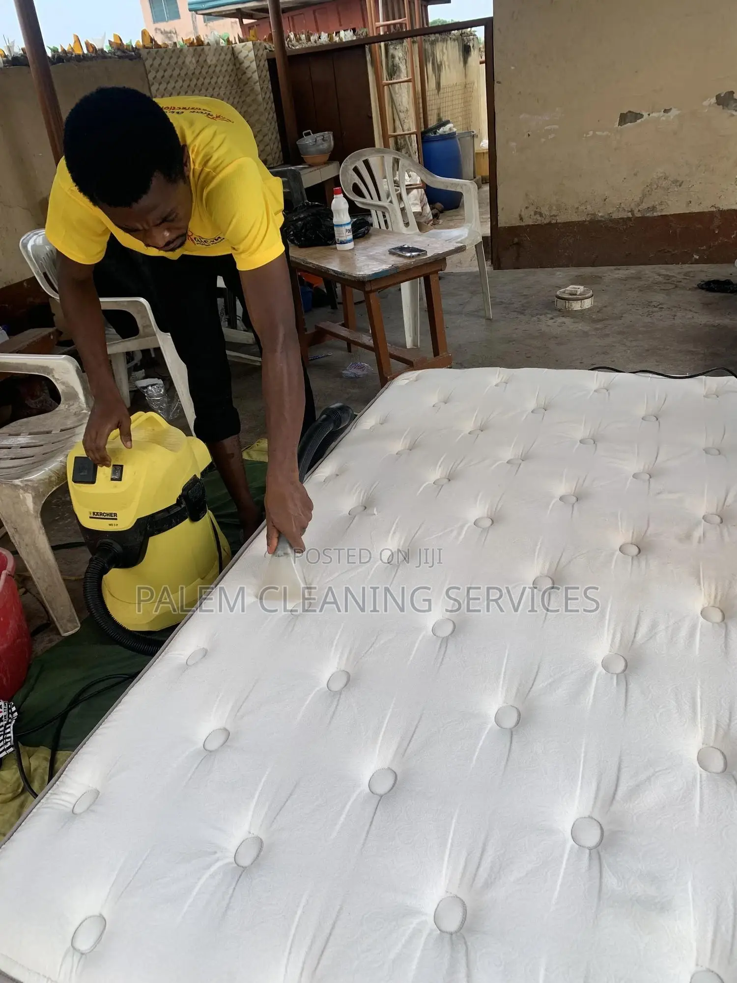 Upholsteryer
