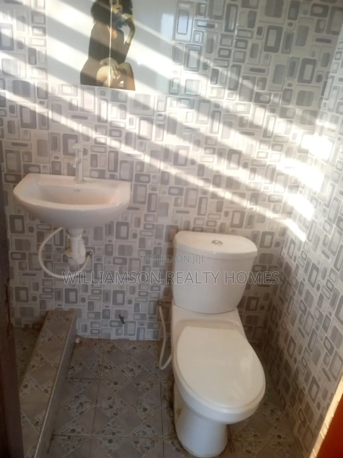 1bdrm Apartment in Community 18 Area, Spintex for rent
