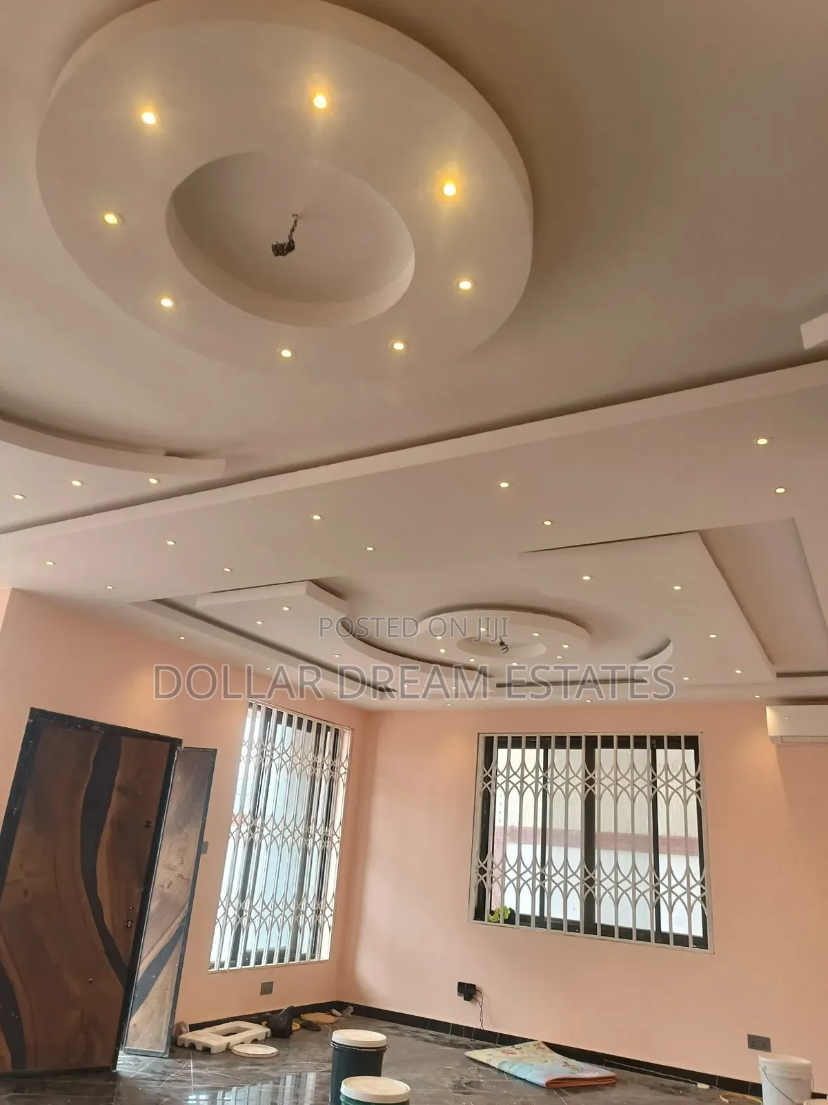 5bdrm House in East Legon for sale