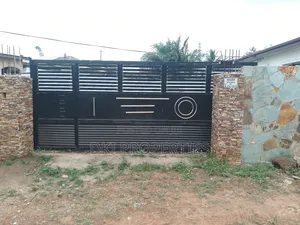 3bdrm House in Dki Properties, Oyibi for sale