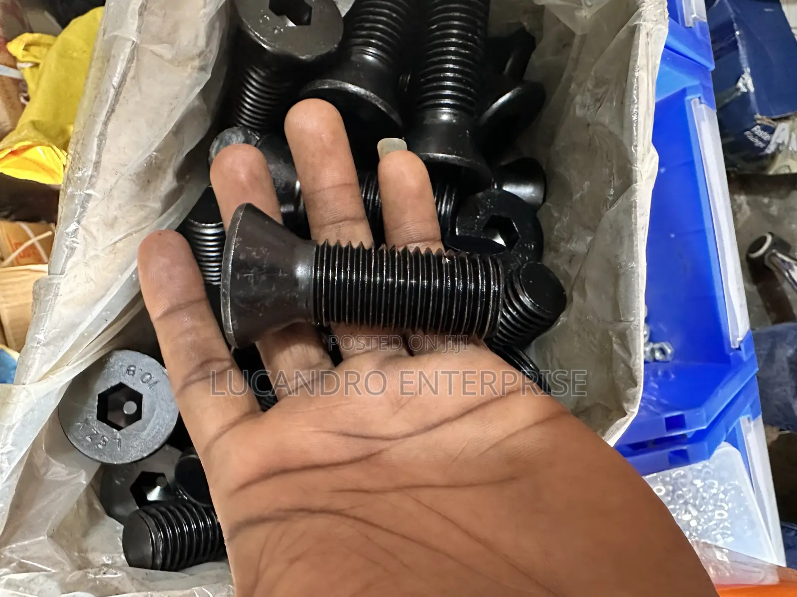 M24x70mm Countersunk Bolt (10.9 )