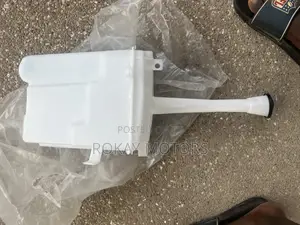 Corolla 2009,2010,2011,2012,2013 Wiper Gallon/Tank