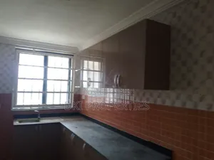 4bdrm House in Dki Properties, Oyibi for rent