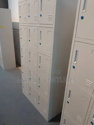 15 Doors Metal Cabinet