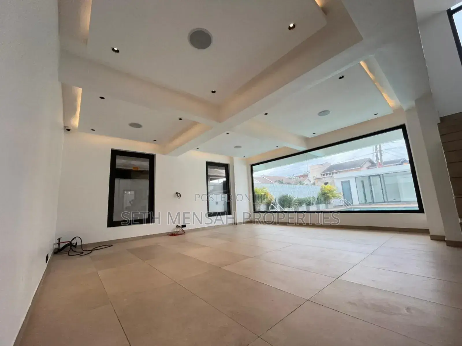 5bdrm House in Skm Properties, Adjiriganor for sale