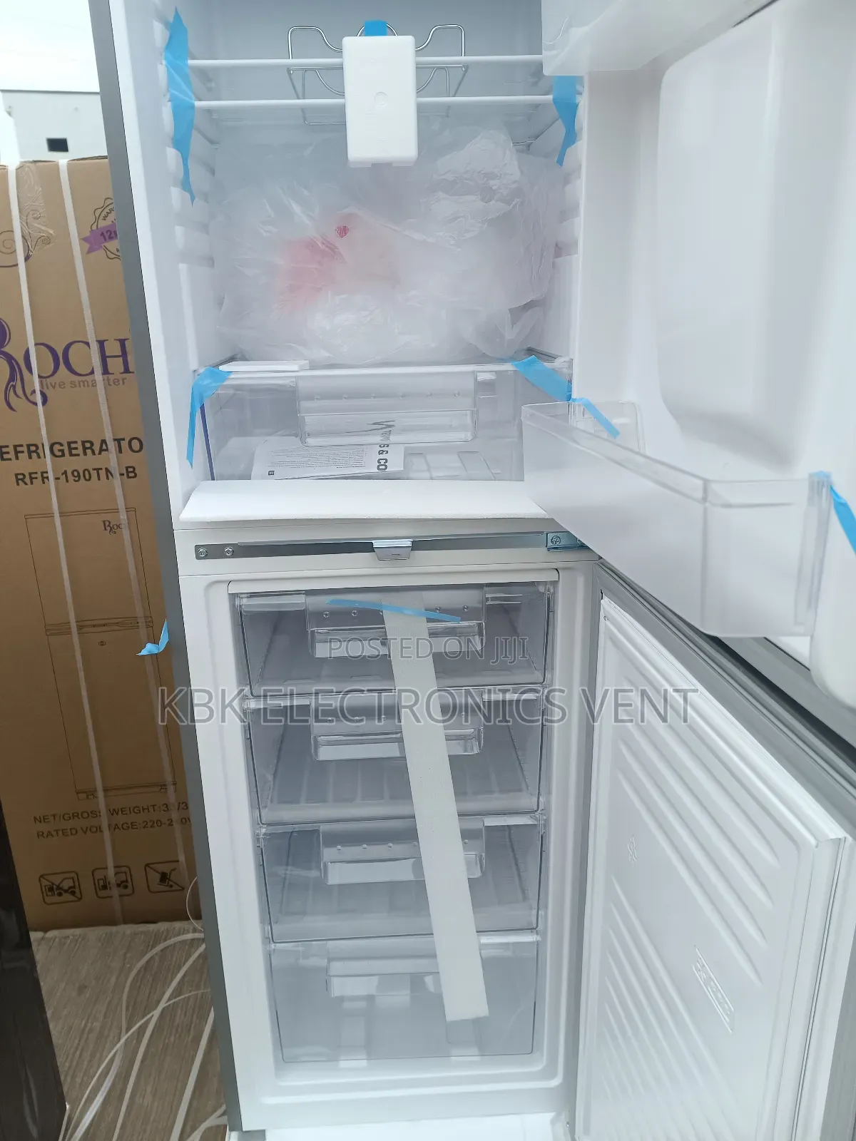 Roch 257ltr Double Door Refrigerator Water Dispenser