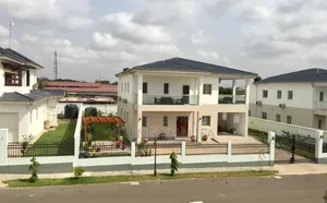 4bdrm House in Sakumono, Spintex for sale