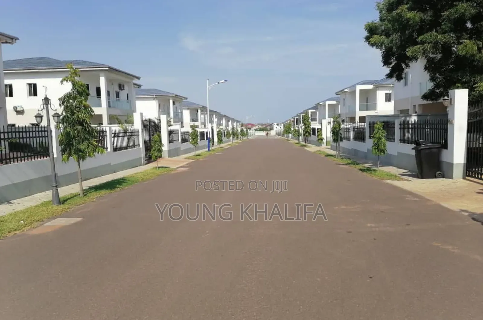 4bdrm House in Sakumono, Spintex for sale